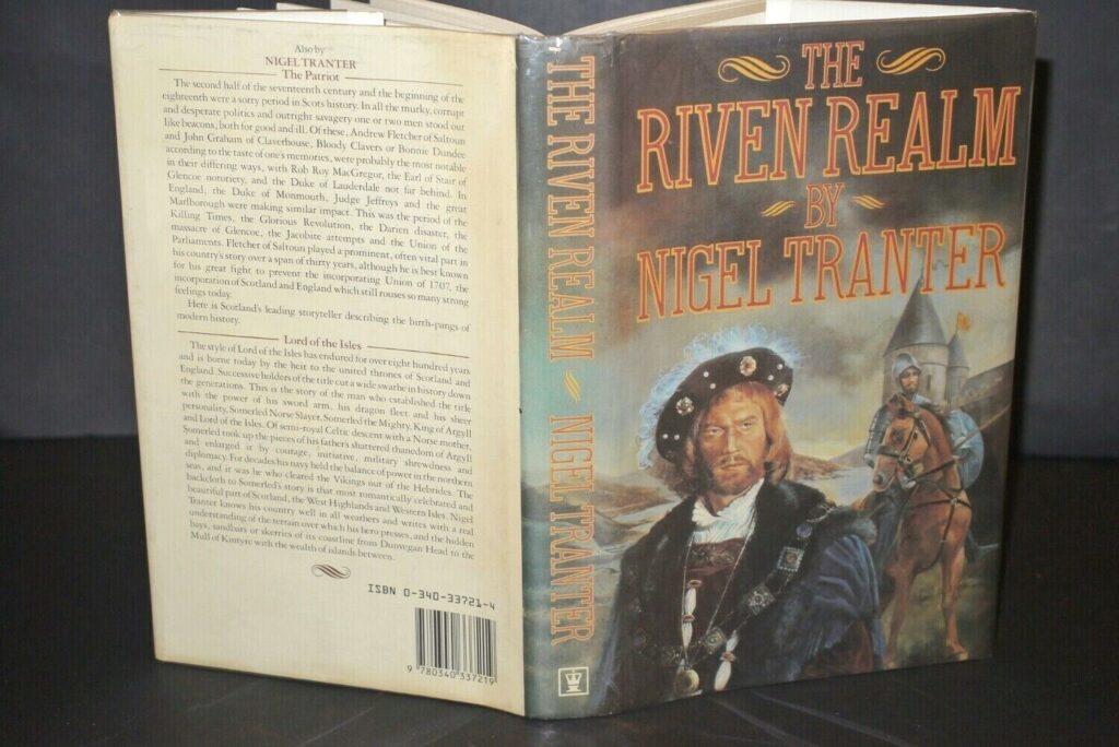 Nigel Tranter The Riven Realm 1st/1st 1984